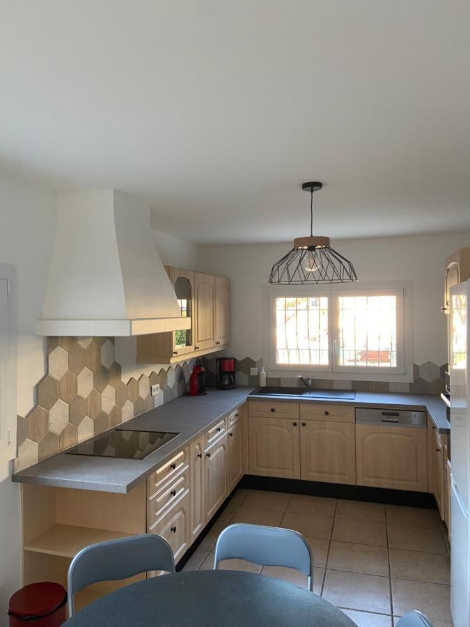 Tres Bel Appartement Entier Proche De La Mer 2 Chambres 1 Salon Vallauris Zewnętrze zdjęcie
