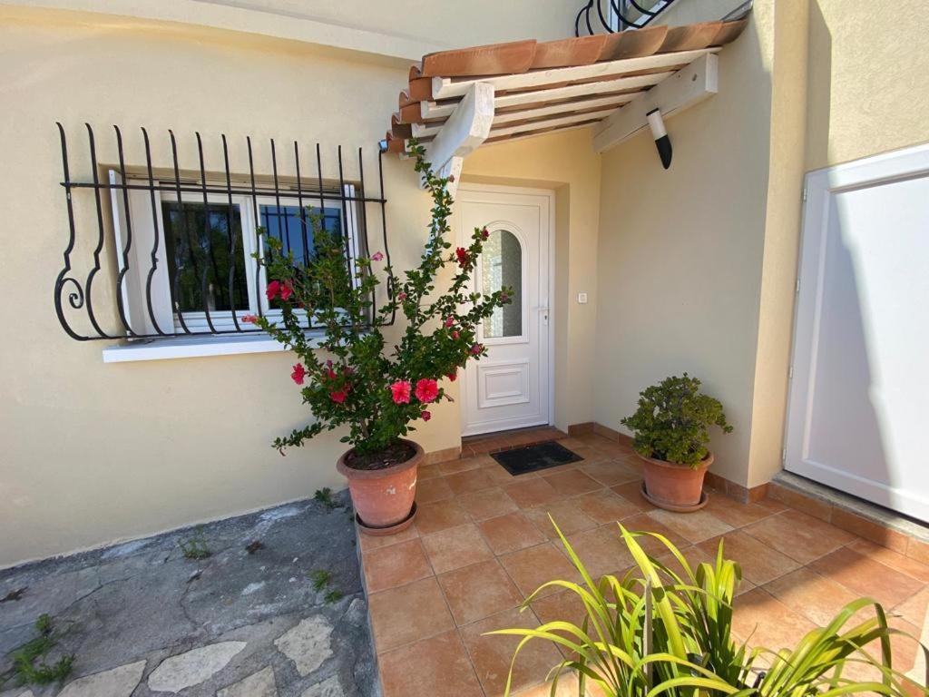 Tres Bel Appartement Entier Proche De La Mer 2 Chambres 1 Salon Vallauris Zewnętrze zdjęcie
